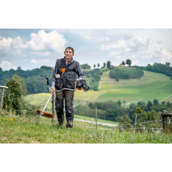 Motocoasa pe benzina STIHL, FS 235, 2,1 CP - Puternica si eficienta pentru lucrari rapide - imagine 4