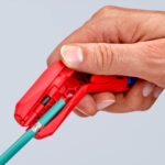 Dispozitiv de dezizolat cabluri ondulata Knipex, Ø13-32 mm - imagine 5