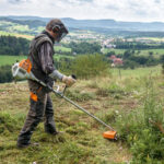 Motocoasa pe benzina STIHL, FS 235, 2,1 CP - Puternica si eficienta pentru lucrari rapide - imagine 3